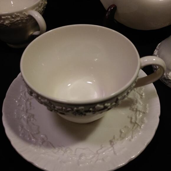 1 Wedgwood Cup n Saucer Set Cream on Cream Color - Picture 12 of 13